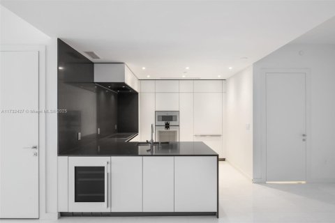 Condominio en venta en Miami, Florida, 2 dormitorios, 146.6 m2 № 1481650 - foto 8