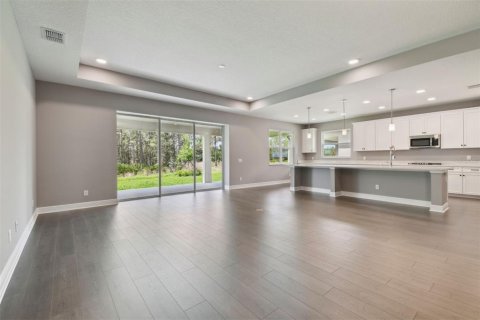 Casa en venta en Zephyrhills, Florida, 4 dormitorios, 290.41 m2 № 1379453 - foto 15