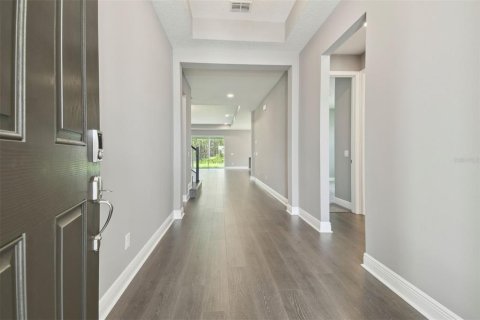 Casa en venta en Zephyrhills, Florida, 4 dormitorios, 290.41 m2 № 1379453 - foto 4