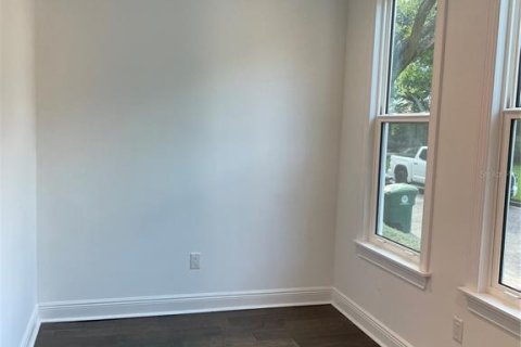 Townhouse in Tampa, Florida 3 bedrooms, 226.68 sq.m. № 1821247 - photo 7
