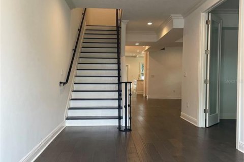 Townhouse in Tampa, Florida 3 bedrooms, 226.68 sq.m. № 1821247 - photo 4
