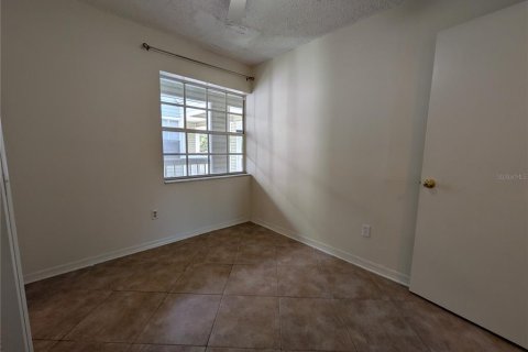 Copropriété à louer à Saint Petersburg, Floride: 2 chambres, 104.98 m2 № 2410421 - photo 17