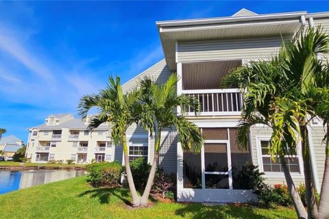 Copropriété à louer à Saint Petersburg, Floride: 2 chambres, 104.98 m2 № 2410421 - photo 12