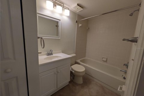 Copropriété à louer à Saint Petersburg, Floride: 2 chambres, 104.98 m2 № 2410421 - photo 15