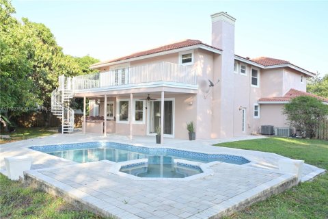 House in Coral Springs, Florida 4 bedrooms, 329.34 sq.m. № 1696308 - photo 20
