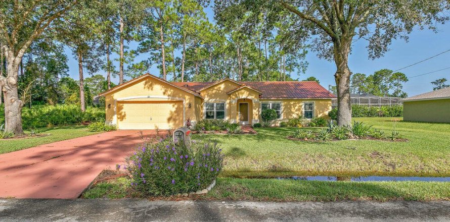 House in Palm Coast, Florida 3 bedrooms, 160.07 sq.m. № 774118