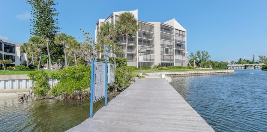 Condominio en North Palm Beach, Florida, 2 dormitorios № 1224652