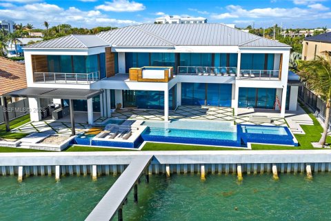 Villa ou maison à Jupiter, Floride 6 chambres, 823.3 m2 № 2065079