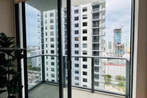 Купить кондоминиум в Майами, Флорида 1 спальня, 55.74м2, № 1988449 - фото 14