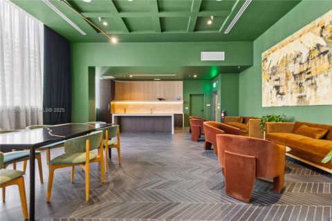 Купить кондоминиум в Майами, Флорида 1 спальня, 55.74м2, № 1988449 - фото 24