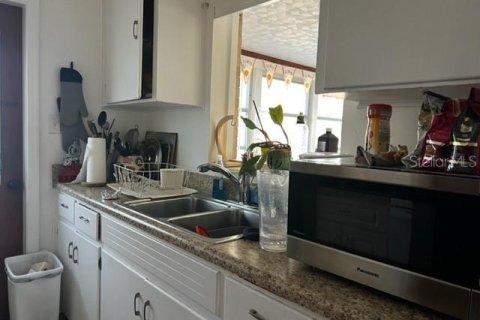 Casa en alquiler en Tampa, Florida, 3 dormitorios, 125.51 m2 № 1846475 - foto 5