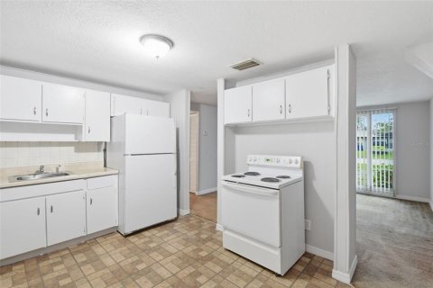 Villa ou maison à vendre à Tampa, Floride: 3 chambres, 94.39 m2 № 2230511 - photo 13