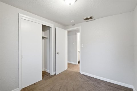 Villa ou maison à vendre à Tampa, Floride: 3 chambres, 94.39 m2 № 2230511 - photo 28