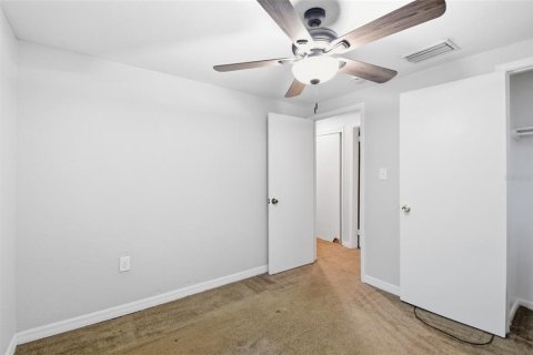 Villa ou maison à vendre à Tampa, Floride: 3 chambres, 94.39 m2 № 2230511 - photo 21