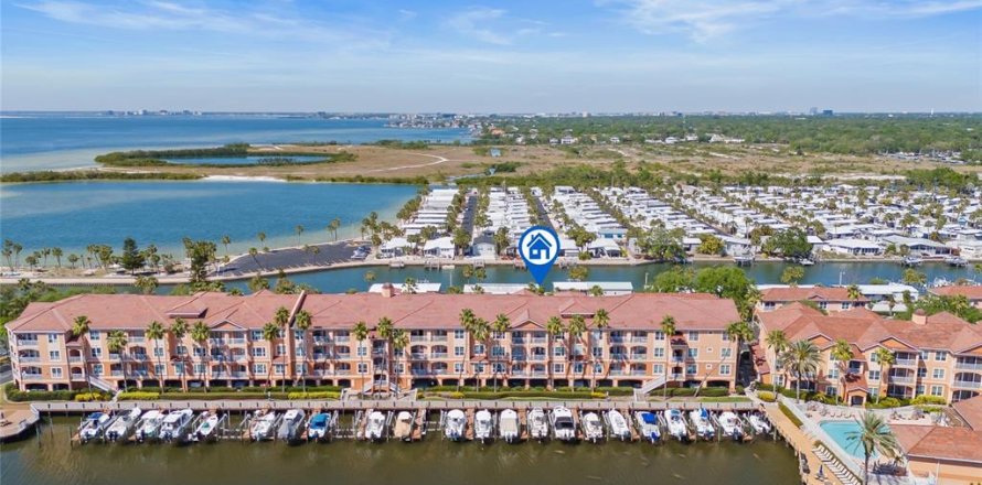 Condominio en Tampa, Florida, 2 dormitorios  № 1598078