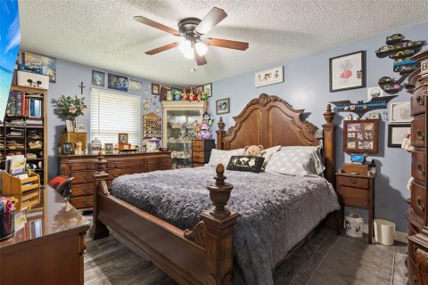 House in Edgewater, Florida 3 bedrooms, 140.1 sq.m. № 2325073 - photo 22