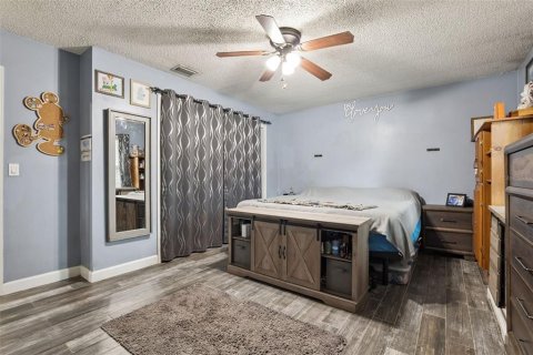 House in Edgewater, Florida 3 bedrooms, 140.1 sq.m. № 2325073 - photo 20