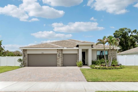 House in Palm City, Florida 4 bedrooms, 235.32 sq.m. № 2190188
