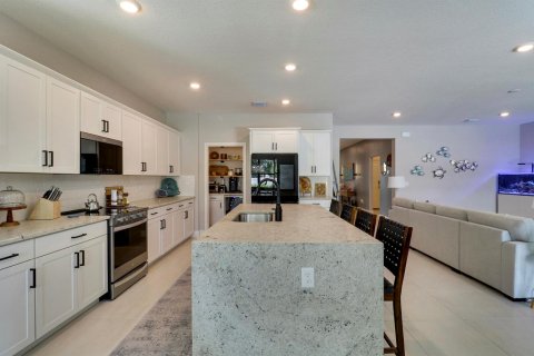 House in Palm City, Florida 4 bedrooms, 235.32 sq.m. № 2190188 - photo 22