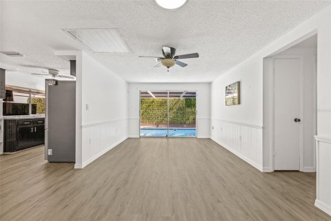 Villa ou maison à vendre à Hudson, Floride: 4 chambres, 190.17 m2 № 1749474 - photo 30