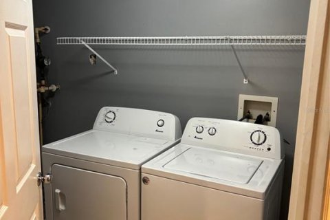 Condominio en venta en Sarasota, Florida, 1 dormitorio, 88.91 m2 № 1894435 - foto 7