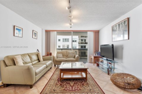 Condominio en venta en Miami Beach, Florida, 2 dormitorios, 118.08 m2 № 2000748 - foto 7