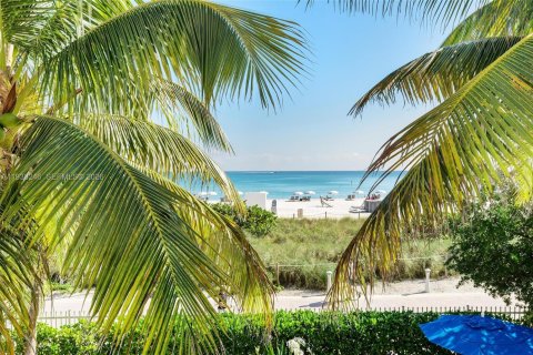 Condominio en venta en Miami Beach, Florida, 2 dormitorios, 118.08 m2 № 2000748 - foto 5