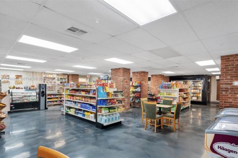 Condominio en venta en Miami Beach, Florida, 2 dormitorios, 118.08 m2 № 2000748 - foto 28