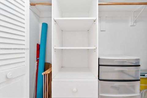 Condominio en venta en Miami Beach, Florida, 2 dormitorios, 118.08 m2 № 2000748 - foto 13