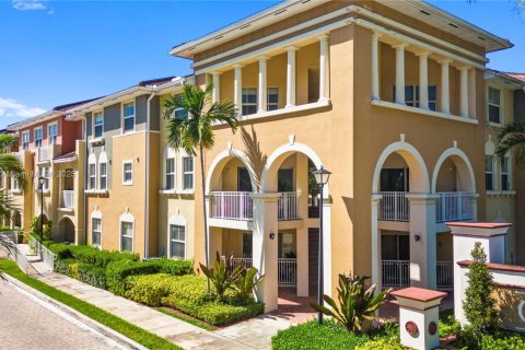 Купить кондоминиум в Дорал, Флорида 3 спальни, 139.63м2, № 1942468 - фото 5