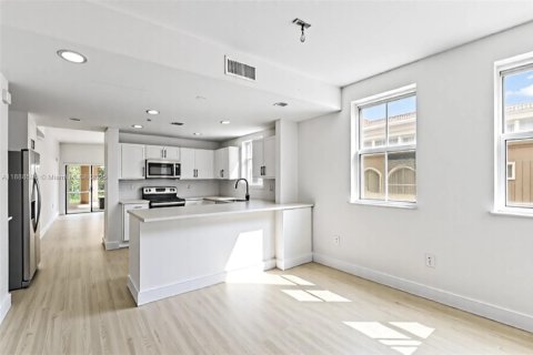 Купить кондоминиум в Дорал, Флорида 3 спальни, 139.63м2, № 1942468 - фото 20