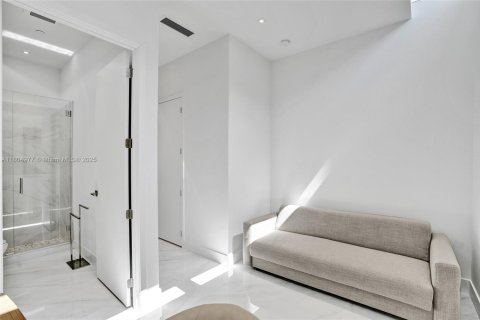 Townhouse in Aventura, Florida 4 bedrooms, 357.58 sq.m. № 1875289 - photo 22