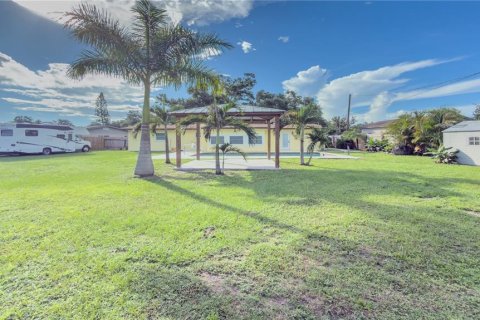 Villa ou maison à vendre à Sarasota, Floride: 3 chambres, 170.57 m2 № 2361434 - photo 22