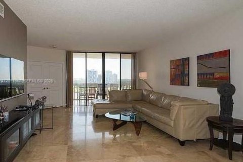 Copropriété à vendre à Aventura, Floride: 2 chambres, 130.06 m2 № 2372582 - photo 11