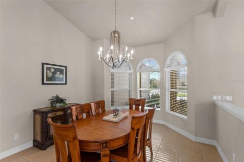 Villa ou maison à vendre à Cape Coral, Floride: 4 chambres, 251.3 m2 № 2405360 - photo 9