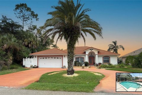 Villa ou maison à Palm Coast, Floride 3 chambres, 182.65 m2 № 2323034