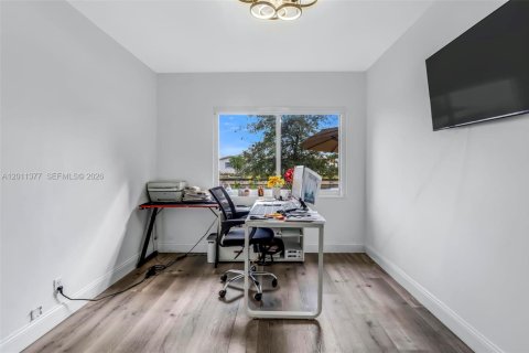 Casa en venta en Tamarac, Florida, 3 dormitorios, 154.22 m2 № 2076591 - foto 23