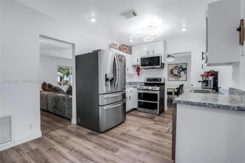 Casa en venta en Tamarac, Florida, 3 dormitorios, 154.22 m2 № 2076591 - foto 6