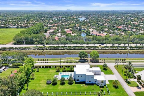 House in Plantation, Florida 7 bedrooms, 524.43 sq.m. № 2086920 - photo 4