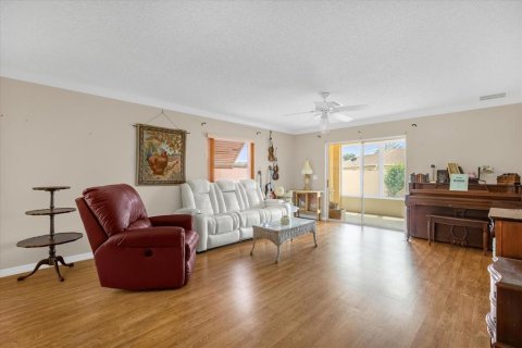 Casa en venta en The Villages, Florida, 2 dormitorios, 107.4 m2 № 1903534 - foto 8