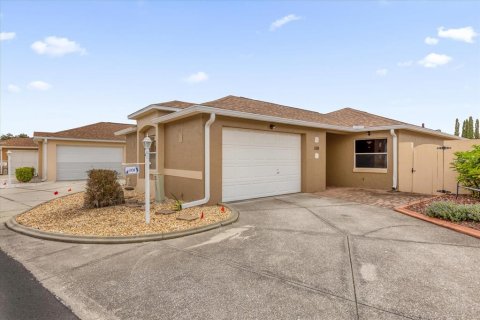 Casa en venta en The Villages, Florida, 2 dormitorios, 107.4 m2 № 1903534 - foto 1
