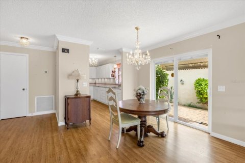 Casa en venta en The Villages, Florida, 2 dormitorios, 107.4 m2 № 1903534 - foto 7