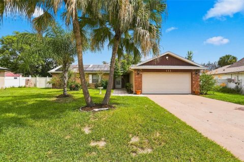 House in Orlando, Florida 2 bedrooms, 141.86 sq.m. № 2322341