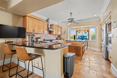 Townhouse in Tierra Verde, Florida 4 bedrooms, 255.48 sq.m. № 2277387 - photo 14