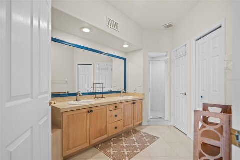 Townhouse in Tierra Verde, Florida 4 bedrooms, 255.48 sq.m. № 2277387 - photo 27