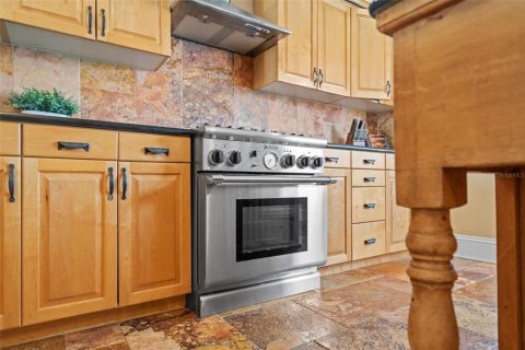 Townhouse in Tierra Verde, Florida 4 bedrooms, 255.48 sq.m. № 2277387 - photo 18