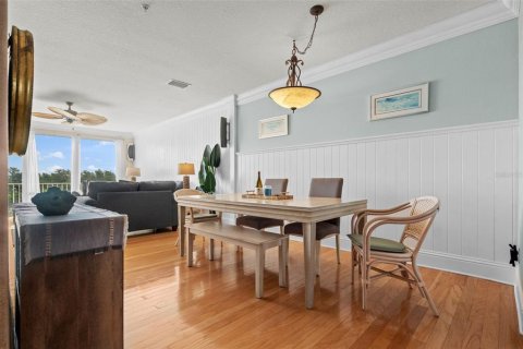 Townhouse in Tierra Verde, Florida 4 bedrooms, 255.48 sq.m. № 2277387 - photo 12
