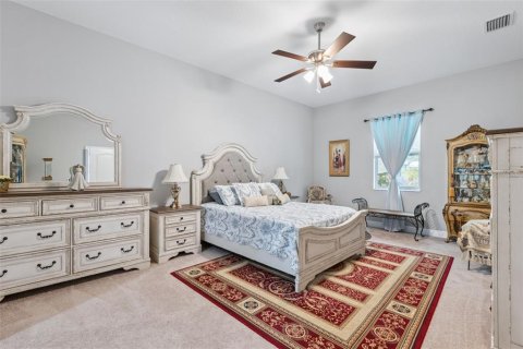House in Weeki Wachee, Florida 4 bedrooms, 207.82 sq.m. № 1845036 - photo 27
