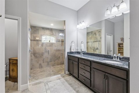 House in Weeki Wachee, Florida 4 bedrooms, 207.82 sq.m. № 1845036 - photo 30