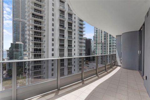 Condo in Miami, Florida, 1 bedroom № 2067073 - photo 28